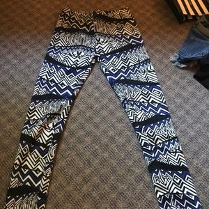 JustCozy Patterned Leggings